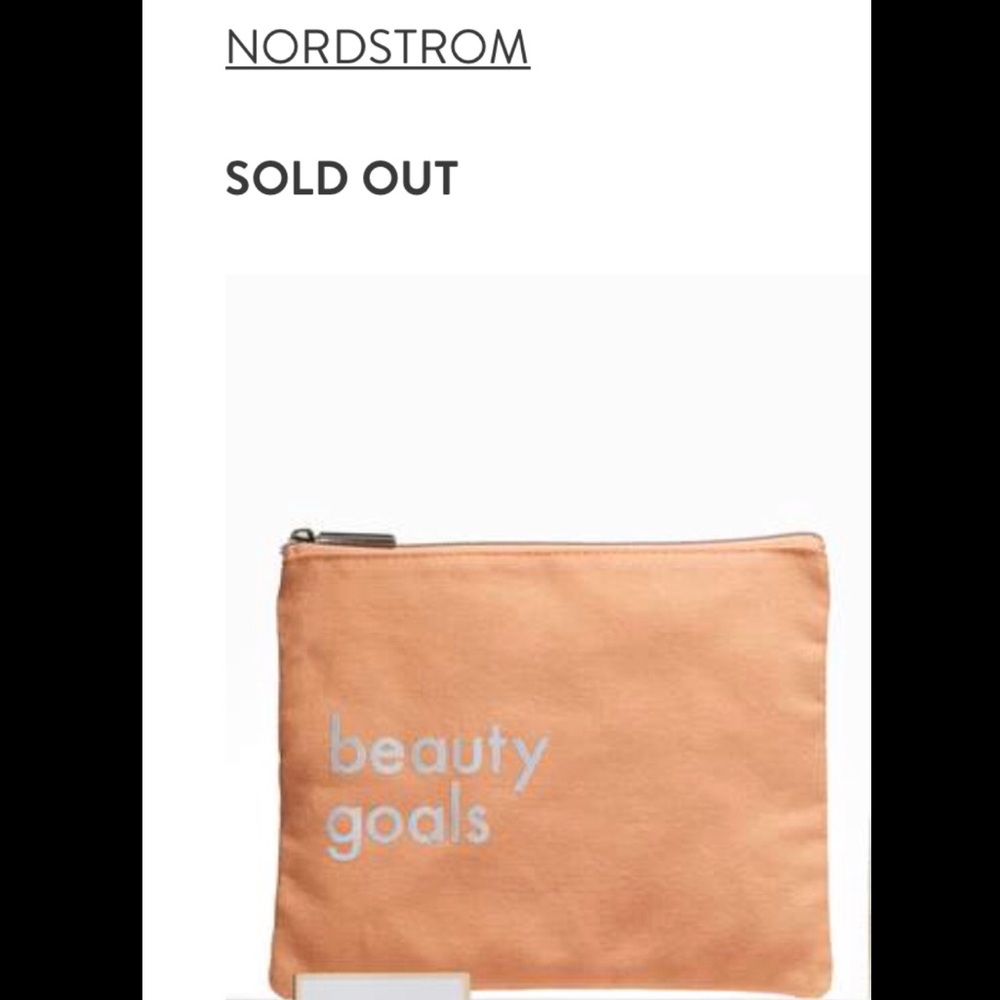 Make Up Bag in Peach